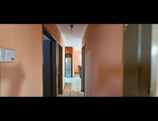 3 BEDROOM HOUSE FOR SALE IN LOTUS GARDENS